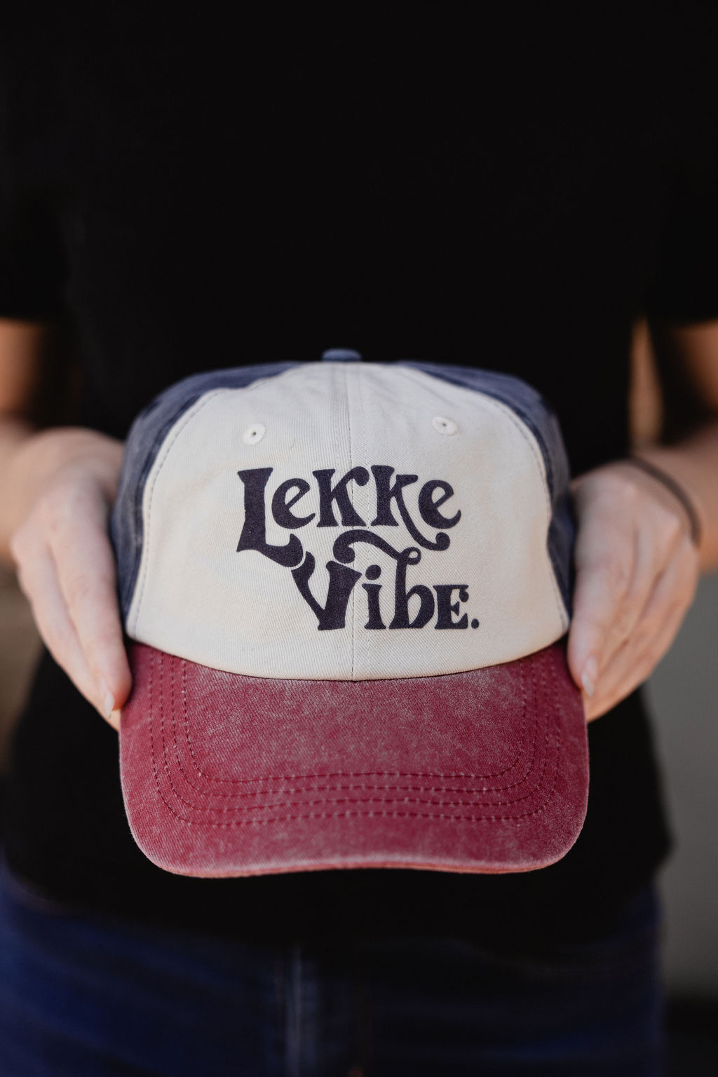 Lekke Vibe Vintage Cap - Red & Blue